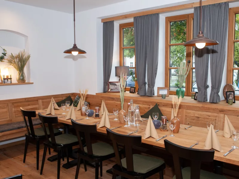 SCHUSTER Hoteleinrichtungen - Salon